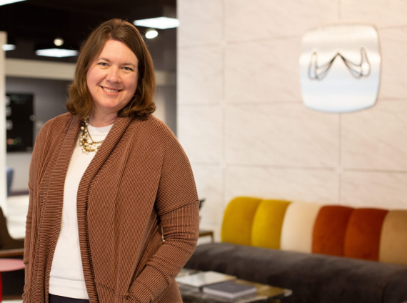 Jennifer-Peterson-Sr.-Workplace-Consultant-Des-Moines-scaled